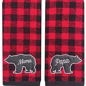 St. Nicholas Square Christmas Bath Hand Towels Set Of 2 NWT